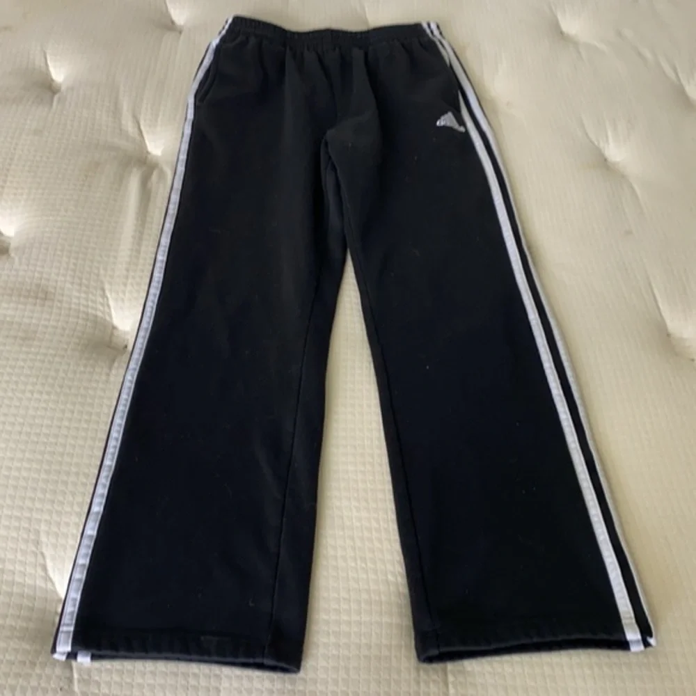 ✅Boys Youth Adidas Sweatpants Size 6